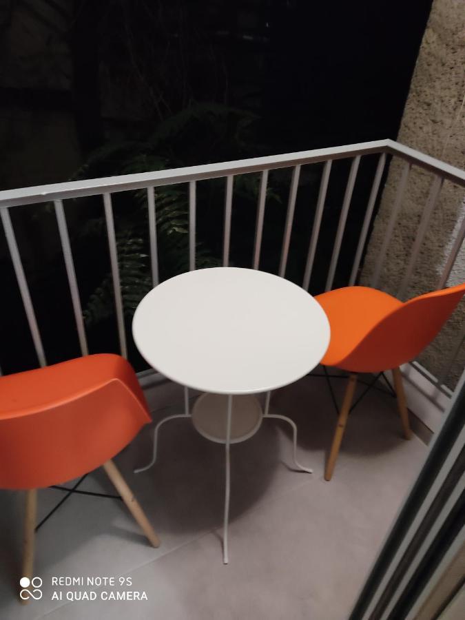 G M 3 Rooms Kentpo In The Heart Of The City 拉里萨 外观 照片