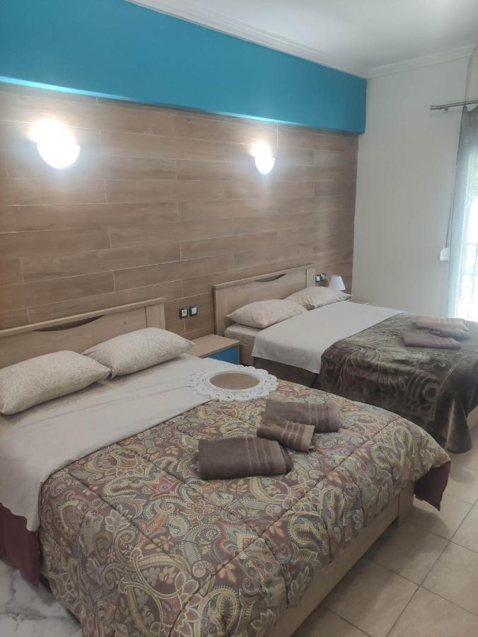 G M 3 Rooms Kentpo In The Heart Of The City 拉里萨 外观 照片